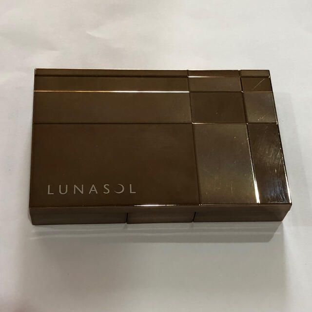 LUNASOL(ルナソル)のルナソル スタイリングアイゾーンコンパクト 01 ナチュラルブラウン コスメ/美容のベースメイク/化粧品(パウダーアイブロウ)の商品写真