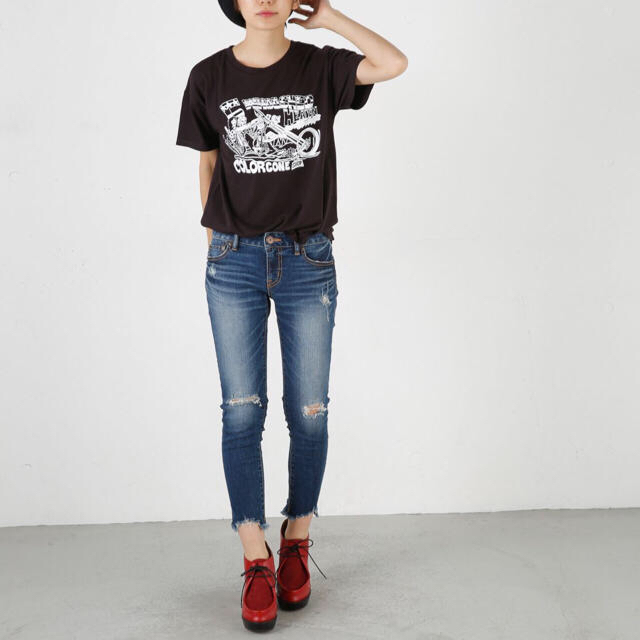 moussy(マウジー)のmoussy fringe cropped スキニー4 レディースのパンツ(デニム/ジーンズ)の商品写真