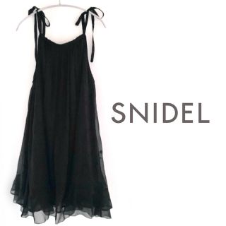 スナイデル(SNIDEL)のSNIDEL スナイデル　シフォン刺繍ワンピース　リボンAラインワンピース(ひざ丈ワンピース)