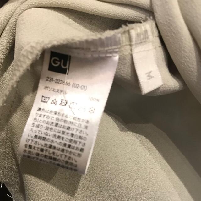 GU(ジーユー)のブラウス レディースのトップス(シャツ/ブラウス(半袖/袖なし))の商品写真