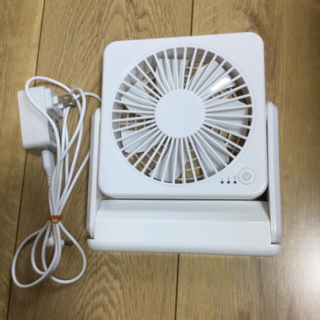 卓上扇風機 スマホ/家電/カメラの冷暖房/空調(扇風機)の商品写真