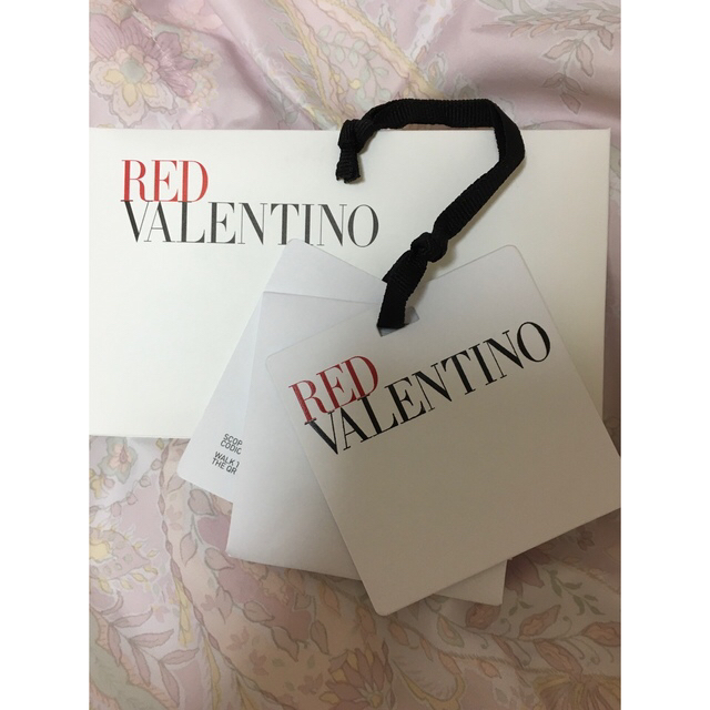 RED VALENTINO(レッドヴァレンティノ)のRED VALENTINO コート レディースのジャケット/アウター(その他)の商品写真