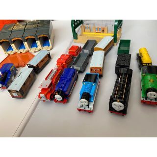 タカラトミー(Takara Tomy)のプラレール　機関車トーマス　シリーズ(電車のおもちゃ/車)