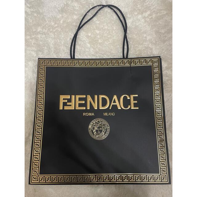 FENDI(フェンディ)のFendace フェンダーチェ　fendi限定コラボ レディースのスカート(ミニスカート)の商品写真