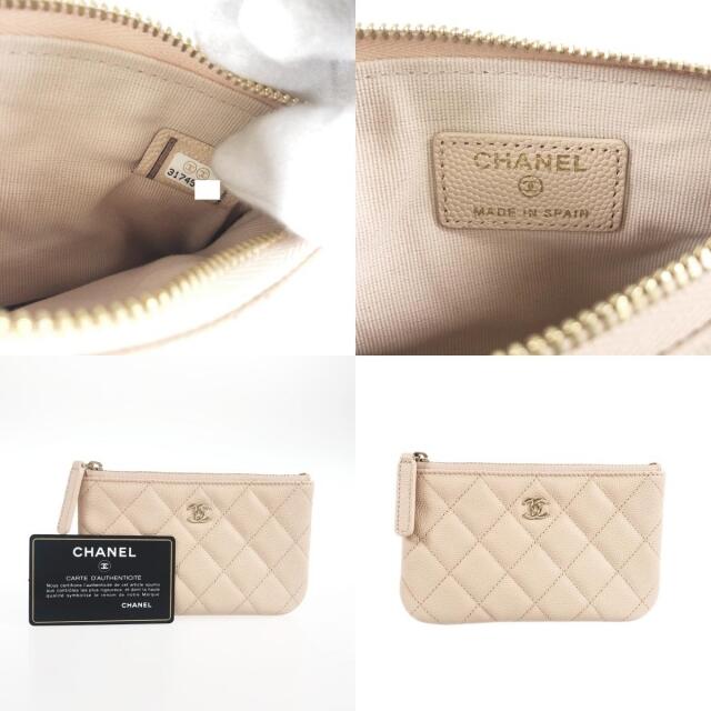 CHANEL(シャネル)のシャネル レディース・アクセサリーポーチ レディースのファッション小物(ポーチ)の商品写真