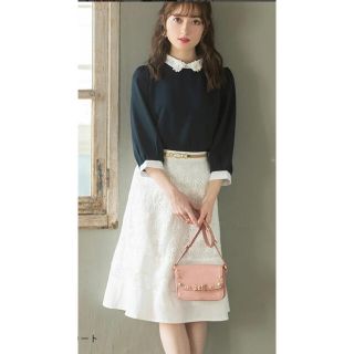 トッコ(tocco)の【完売】toccocloset 軽やかに着映えるフラワーレース切替フレアスカート(ひざ丈スカート)