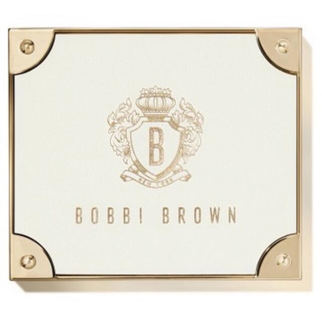 BOBBI BROWN(ボビイブラウン)のBOBBI BROWN  リュクス トゥ トラベル アイシャドウ パレット コスメ/美容のベースメイク/化粧品(アイシャドウ)の商品写真