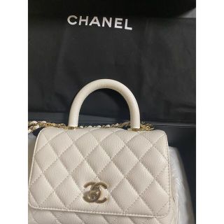 シャネル(CHANEL)の新品未使用！2022AWシャネル　ココハンドルXXS(ハンドバッグ)