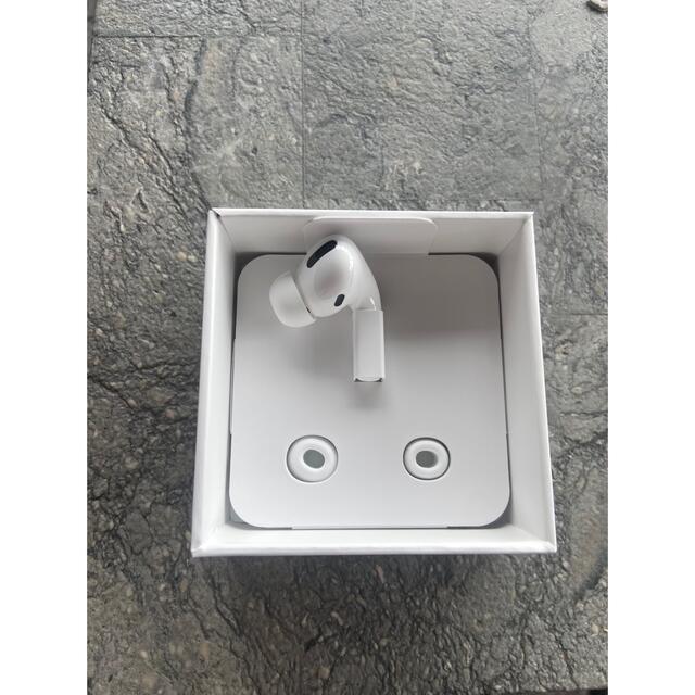 〈やそ1635様専用〉Apple Air pods pro 右耳のサムネイル