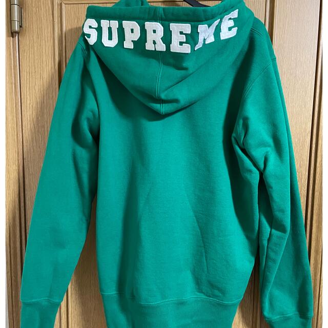 supreme・シュプリーム・パーカー 1