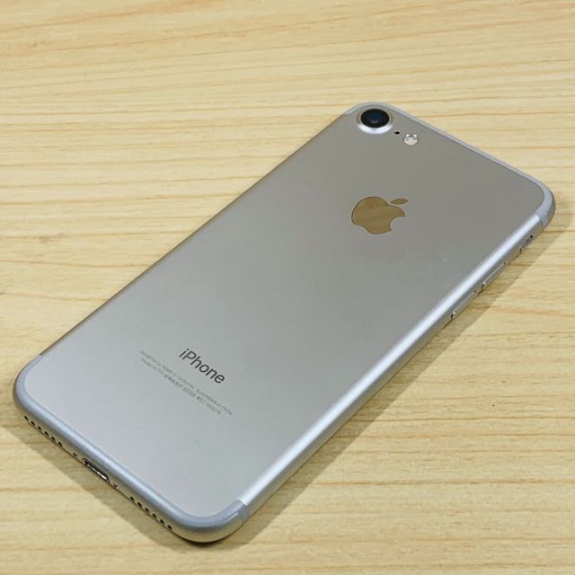 スマートフォン本体P70 美品 iPhone7 128GB SIMフリー