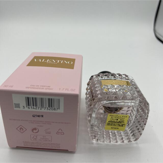 VALENTINO(ヴァレンティノ)のヴァレンティノ　ドンナ　オードパルファン　50ml コスメ/美容の香水(香水(女性用))の商品写真