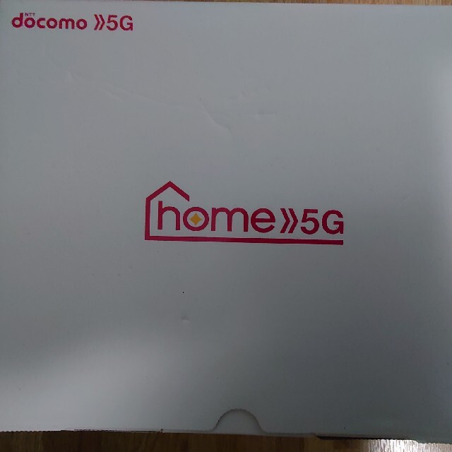 docomo 5G ホームルータ（HR01）