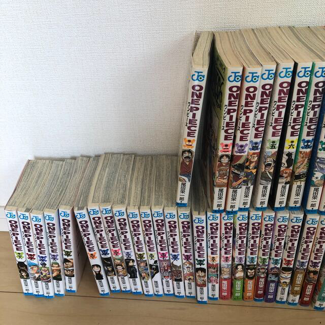 ONE PIECE(ワンピース)のワンピース  全巻  1～102巻 エンタメ/ホビーの漫画(全巻セット)の商品写真