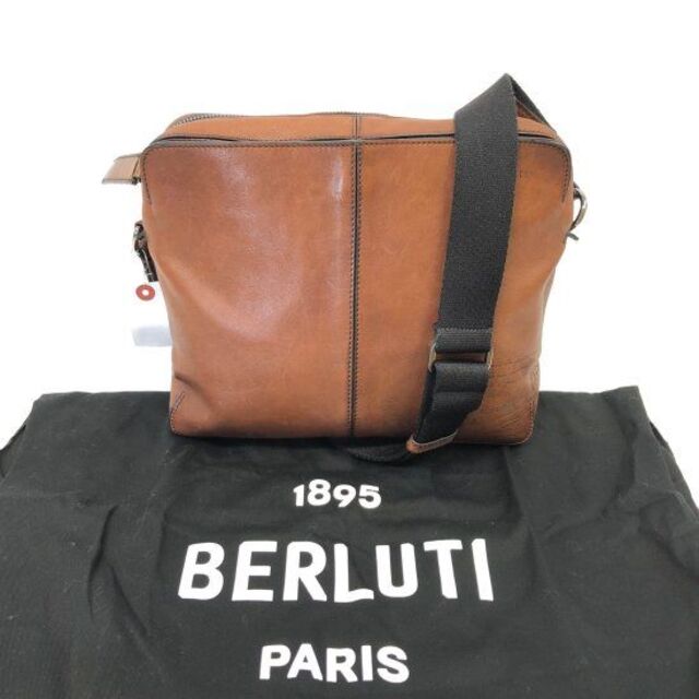 2022 新作】 Berluti - ショルダーバッグ カリグラフィ レザー
