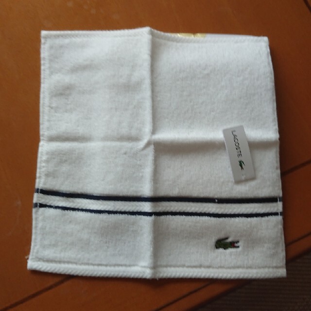 LACOSTE(ラコステ)の新品⭐LACOSTE⭐タオルハンカチ メンズのファッション小物(ハンカチ/ポケットチーフ)の商品写真