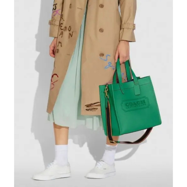 COACH - コーチ フィールド トート バッグ グリーンの通販 by COACH - コーチ フィールド トート バッグ グリーンの通販 by