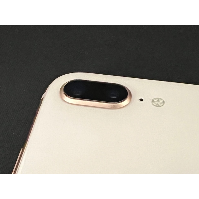 iPhone(アイフォーン)の★美品★iPhone8 Plus ゴールド 256GB SIMロック解除 スマホ/家電/カメラのスマートフォン/携帯電話(スマートフォン本体)の商品写真