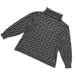 極美品 希少!FENDI タートルネック ニット セーター 22あ150 極美品 希少!FENDI タートルネック ニット セーター 22あ150
