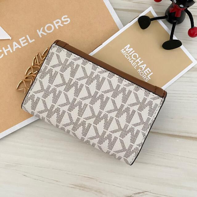 新品 MICHAEL KORS マイケルコース キーケース ブラウン 新品 MICHAEL KORS マイケルコース キーケース ブラウン