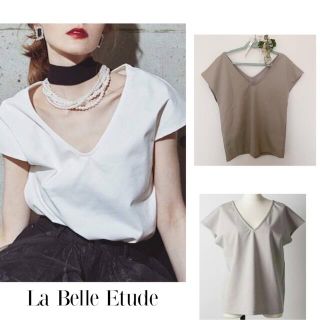 ラベルエチュード(la belle Etude)の【美品】La Belle Etude 定番Vネックカットソー(カットソー(半袖/袖なし))