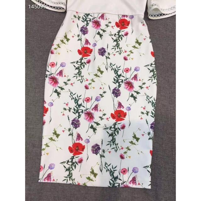 TED BAKER(テッドベイカー)の❤️ ★【新作】Ted Baker 白花柄ワンピース 新品 正規品 レディースのワンピース(ひざ丈ワンピース)の商品写真