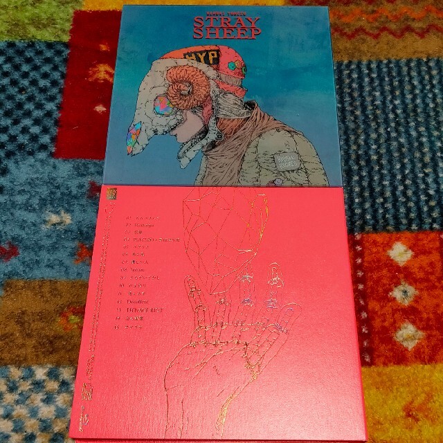 STRAY SHEEP（初回限定/アートブック盤/Blu-ray Disc付） エンタメ/ホビーのCD(ポップス/ロック(邦楽))の商品写真