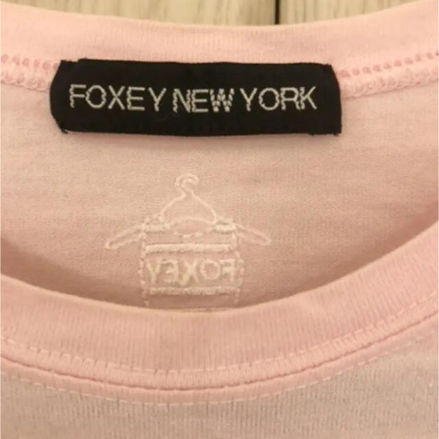 FOXEY(フォクシー)のフォクシーニューヨーク　ピンクTシャツ レディースのトップス(Tシャツ(半袖/袖なし))の商品写真