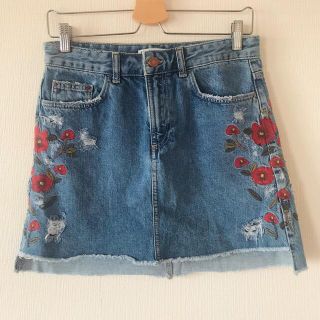 ザラ(ZARA)のZARA／刺繍デニムミニスカート(ミニスカート)