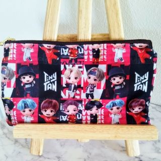 ボウダンショウネンダン(防弾少年団(BTS))のハンドメイド　フラットポーチ　TiNyTAN タイニータン　BTS(ポーチ)