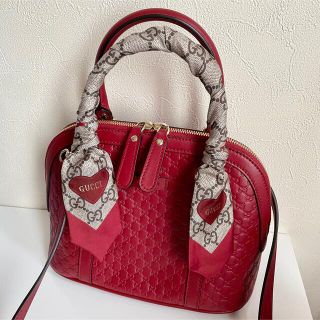 グッチ(Gucci)のGUCCI バレンタイン限定 スカーフ(バンダナ/スカーフ)