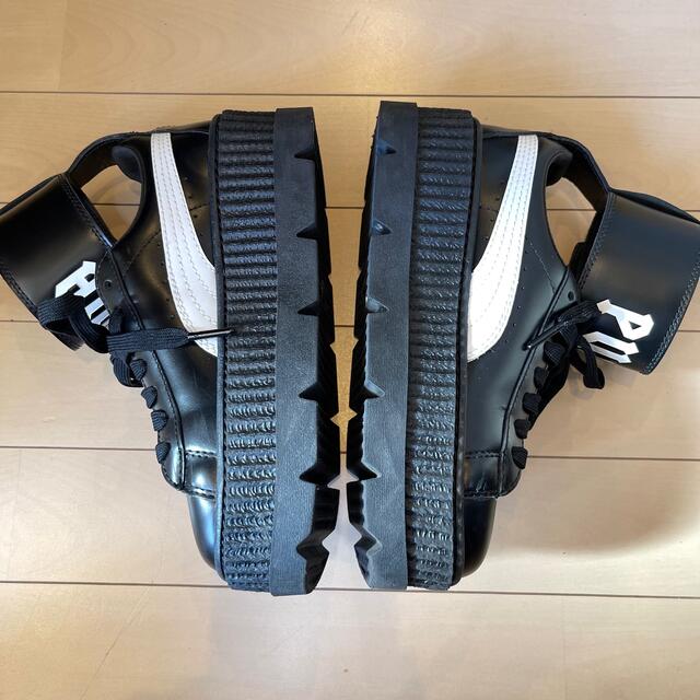 PUMA×FENTY by Rihanna 厚底スニーカー