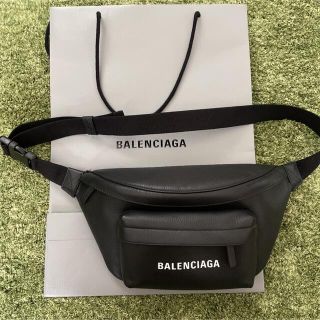 バレンシアガ(Balenciaga)の［るんば様専用］BALENCIAGA バレンシアガ　エブリデイ　レザーバッグ(ボディーバッグ)