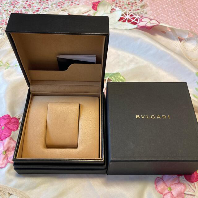 BVLGARI(ブルガリ)のブルガリ　BVLGARI 腕時計　ウォッチケース　箱　レザー　空箱　時計 その他のその他(その他)の商品写真