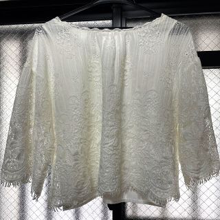 ダブルクローゼット(w closet)のw closet レーストップス　ホワイト(シャツ/ブラウス(長袖/七分))