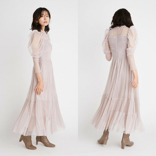 新品✳︎SNIDELスナイデル Sustainableプリーツチュールワンピース