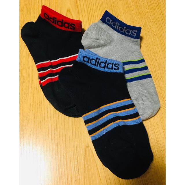 adidas(アディダス)のアディダスadidasソックス 靴下３足セット(男女兼用) レディースのレッグウェア(ソックス)の商品写真