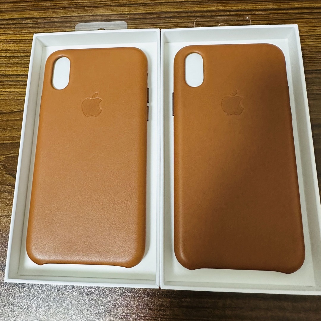 iPhone(アイフォーン)の【新品未使用】 純正iPhone Xs レザーケース サドルブラウン2枚セット スマホ/家電/カメラのスマホアクセサリー(iPhoneケース)の商品写真