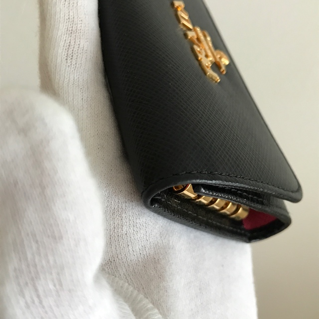 新型　美品　PRADA プラダ　マルチカラー　キーリング付き　キーケース