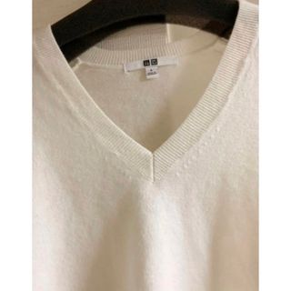 ユニクロ(UNIQLO)の4/9〆◎UNIQLOユニクロ白カシミヤ100%Vネック福袋GU無印ザラ好(カットソー(長袖/七分))