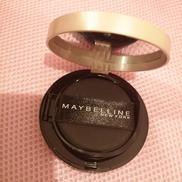 MAYBELLINE(メイベリン)の新品　メイベリン　ウルトラカバークッション BB コスメ/美容のベースメイク/化粧品(ファンデーション)の商品写真