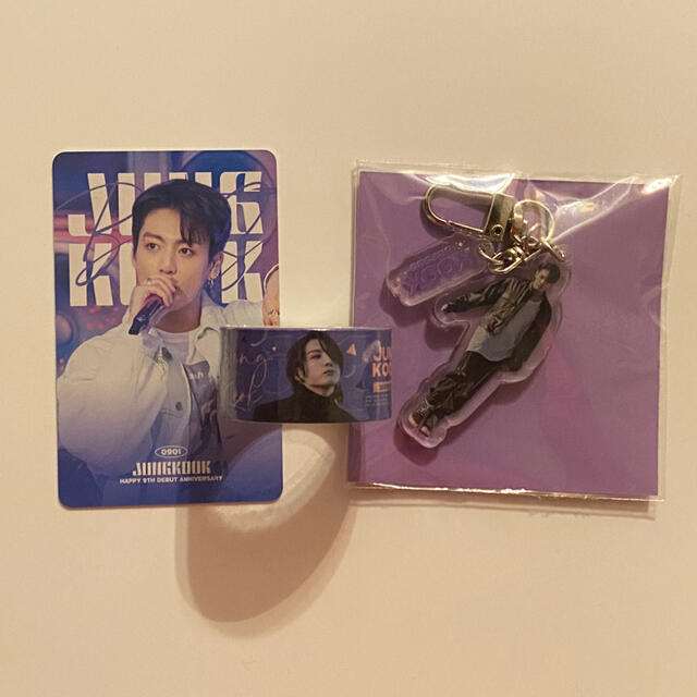 防弾少年団(BTS)(ボウダンショウネンダン)の【新品】BTS グク JK ON アクリルキーホルダー・トレカ ・マステ セット エンタメ/ホビーのCD(K-POP/アジア)の商品写真