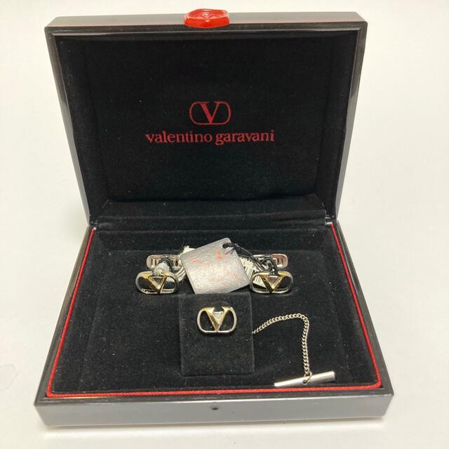 valentino garavani(ヴァレンティノガラヴァーニ)のヴァレンティノ ガラヴァーニ ネクタイピン タイタック セット メンズのファッション小物(カフリンクス)の商品写真