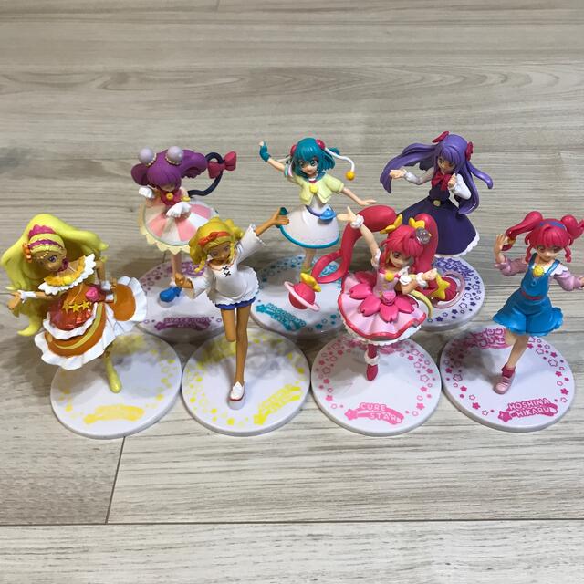 スタートゥインクルプリキュア   フィギュア エンタメ/ホビーのおもちゃ/ぬいぐるみ(キャラクターグッズ)の商品写真