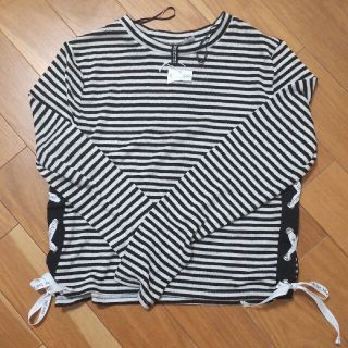 エイチアンドエム(H&M)のH＆M トップス(ニット/セーター)