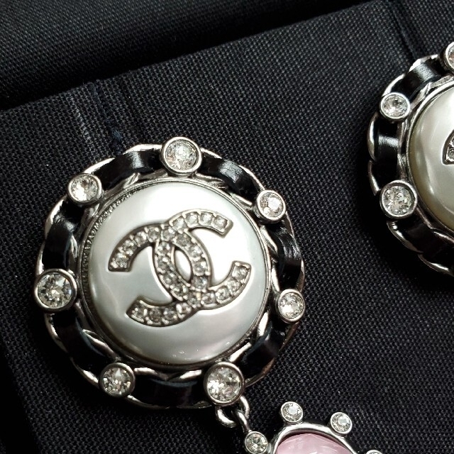 CHANEL シャネル ピアス ハート レザー ココマーク 完売 メティエダール