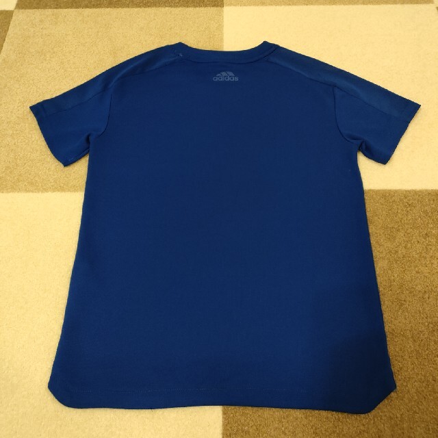 adidas(アディダス)のアディダス Tシャツ キッズ/ベビー/マタニティのキッズ服男の子用(90cm~)(Tシャツ/カットソー)の商品写真