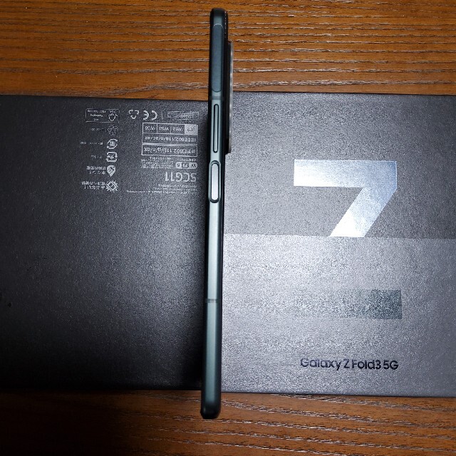 【色々訳有の為、格安】galaxy Z Fold3 5G SCG11 グリーン