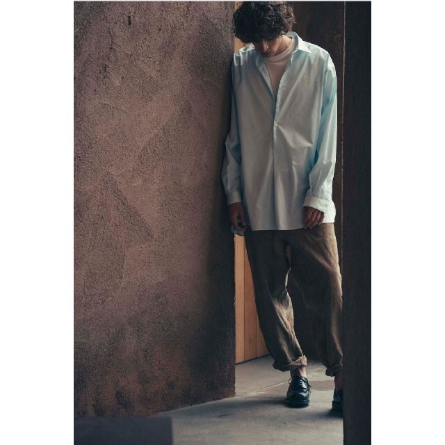 COMOLI(コモリ)のアプレッセ Pullover Granpa Shirt 即完売品 コモリ メンズのトップス(シャツ)の商品写真