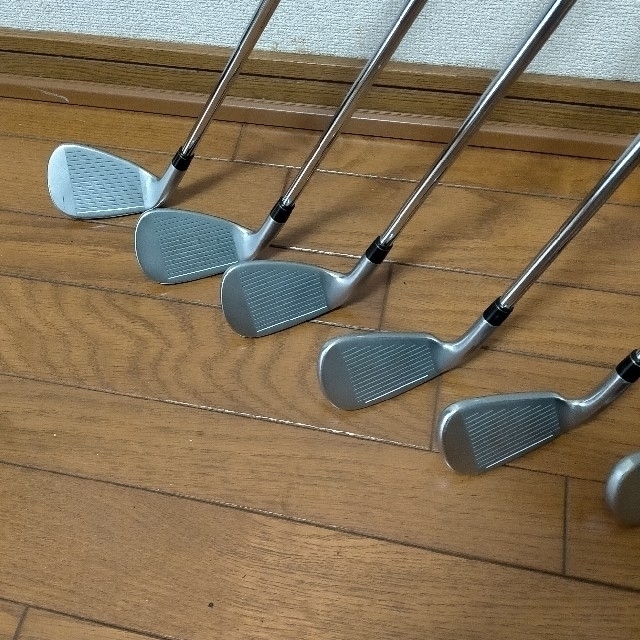 TaylorMade(テーラーメイド)のテーラーメイド ロケットブレイズ アイアン PW-5I 6本set スポーツ/アウトドアのゴルフ(クラブ)の商品写真